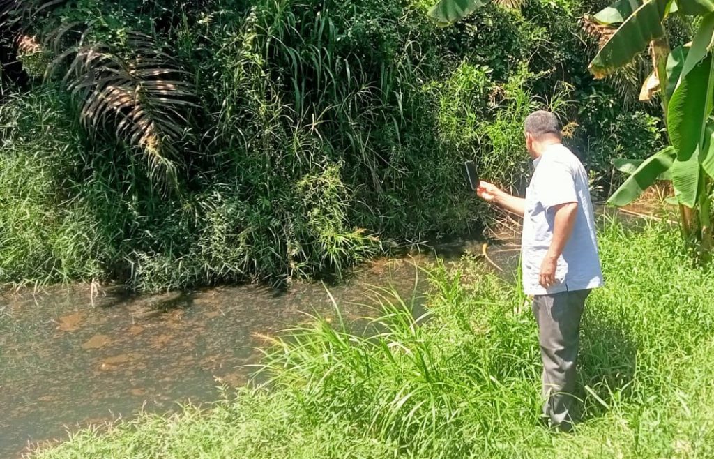 Air Sungai Bau Menyengat, Ikan Mati, Sumur Tercemar; Warga Sebut Diduga Akibat Limbah