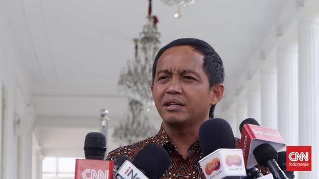 DPR Sebut Menhut Raja Juli Kebagian Cuci Piring soal Kerusakan Hutan