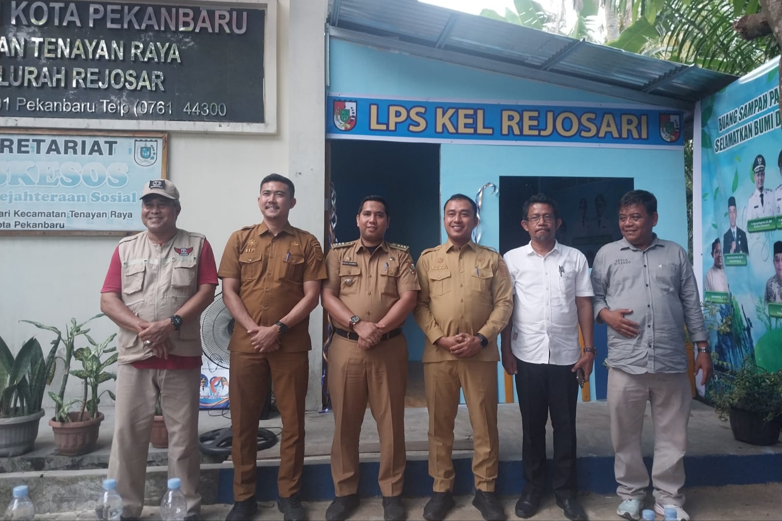 DLHK Pekanbaru Resmikan Kantor LPS Rejosari Hasil Swadaya Pengurus