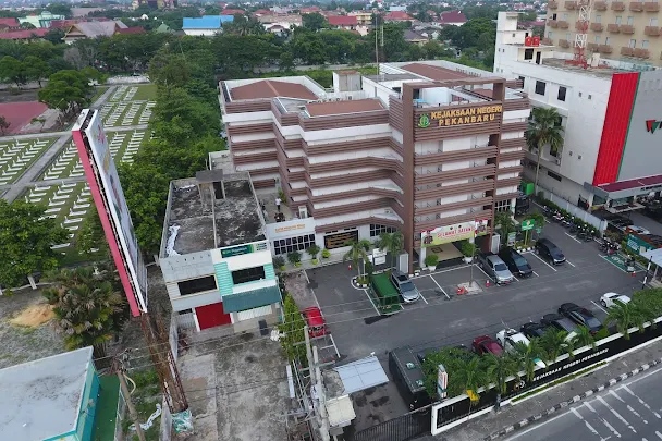 Jaksa Kejari Pekanbaru Membisu Ditanya soal Dugaan Perkara Korupsi